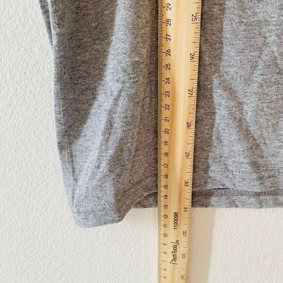 Champion NCAA 2024 Mens Basketball Tee Short Sleeve Crew Neck Size XL Gray - Picture 6 of 8